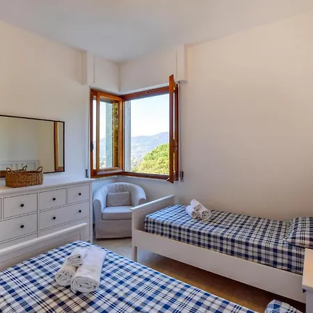 Gorgeous Home In Rapallo With House Sea View * ラッパロ